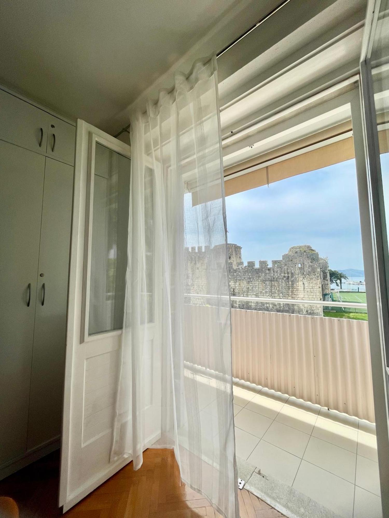 Dinka Old Town Apartment With Sea View Trogir Luaran gambar