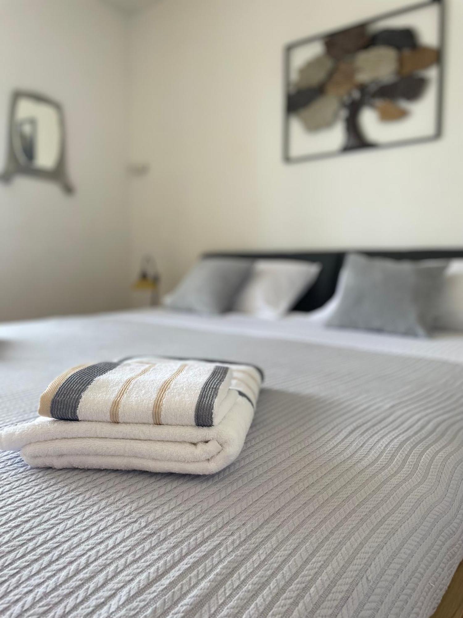 Dinka Old Town Apartment With Sea View Trogir Luaran gambar